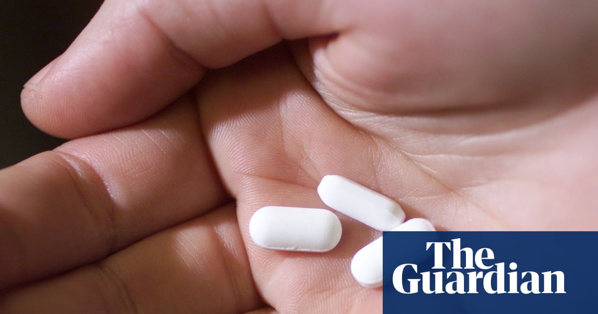Aspirin can have ‘huge effect’ in stopping colorectal cancer returning, study finds
