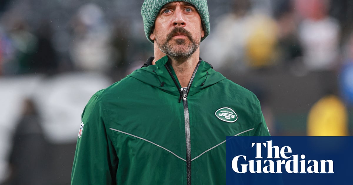Bradshaw: Steelers should leave Rodgers to chew on bark and whisper to gods'