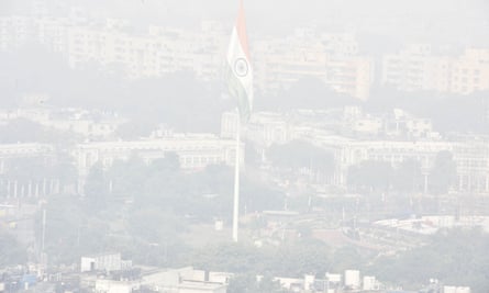 Smog in Delhi on the morning after Diwali