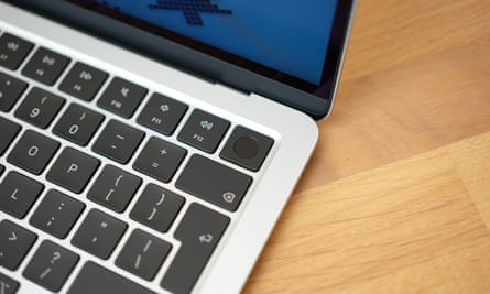 The Touch ID power button of an M4 MacBook Air.