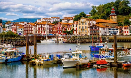 Colorful basque houses in port of Saint-Jean-de-Luz, FranceColorful traditional basque houses in port of Saint-Jean-de-Luz Old Town, France