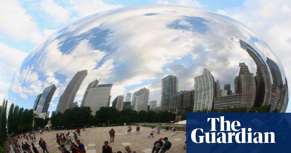 ‘This is fascist America’: Anish Kapoor may sue after border agents pose by his sculpture