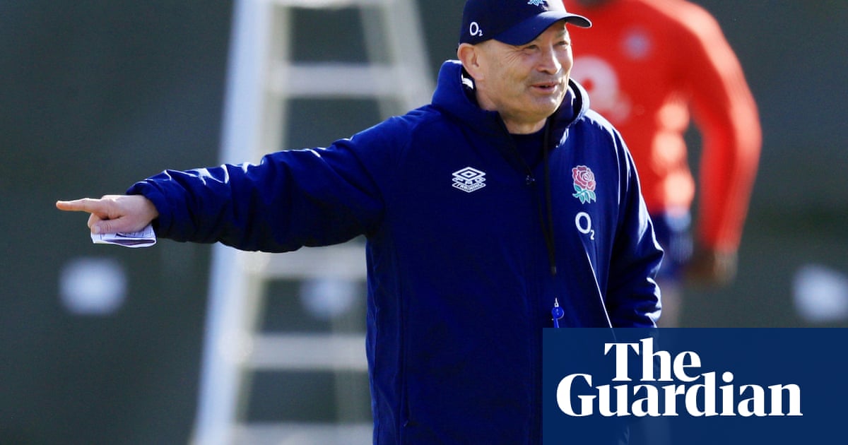 Eddie Jones accuses media of infecting England players’ heads with ‘rat poison’