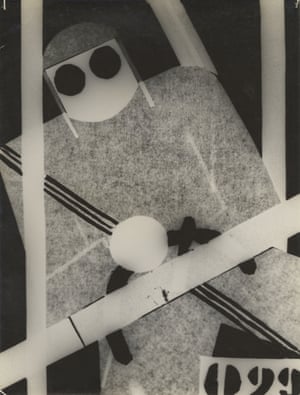 Alice Lex-Nerlinger (1893–1975), Race-Driver, Berlin, 1926 Alice Lex-Nerlinger belonged to the artistic-political avantgarde of the Weimar Republic, producing artistic-dialectic socially critical collages and photograms that include themes of heroism and man and machine. Kicken Berlin will show Lex-Nerlinger within SHEROES OF PHOTOGRAPHY: a presentation that highlights the esteem for woman artists and their joint practice of the most modern medium of their time, be it within New Vision, abstraction, documentarism or conceptualism.