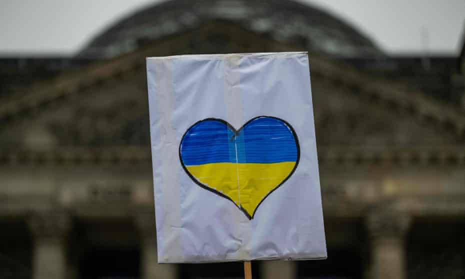 A sign of solidarity at a Berlin demonstration against the war in Ukraine.