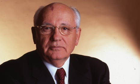 Gorbachev back in fashion, World news