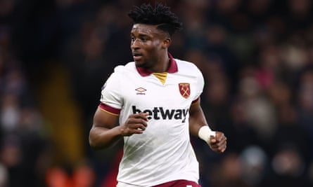 Mohammed Kudus in action for West Ham
