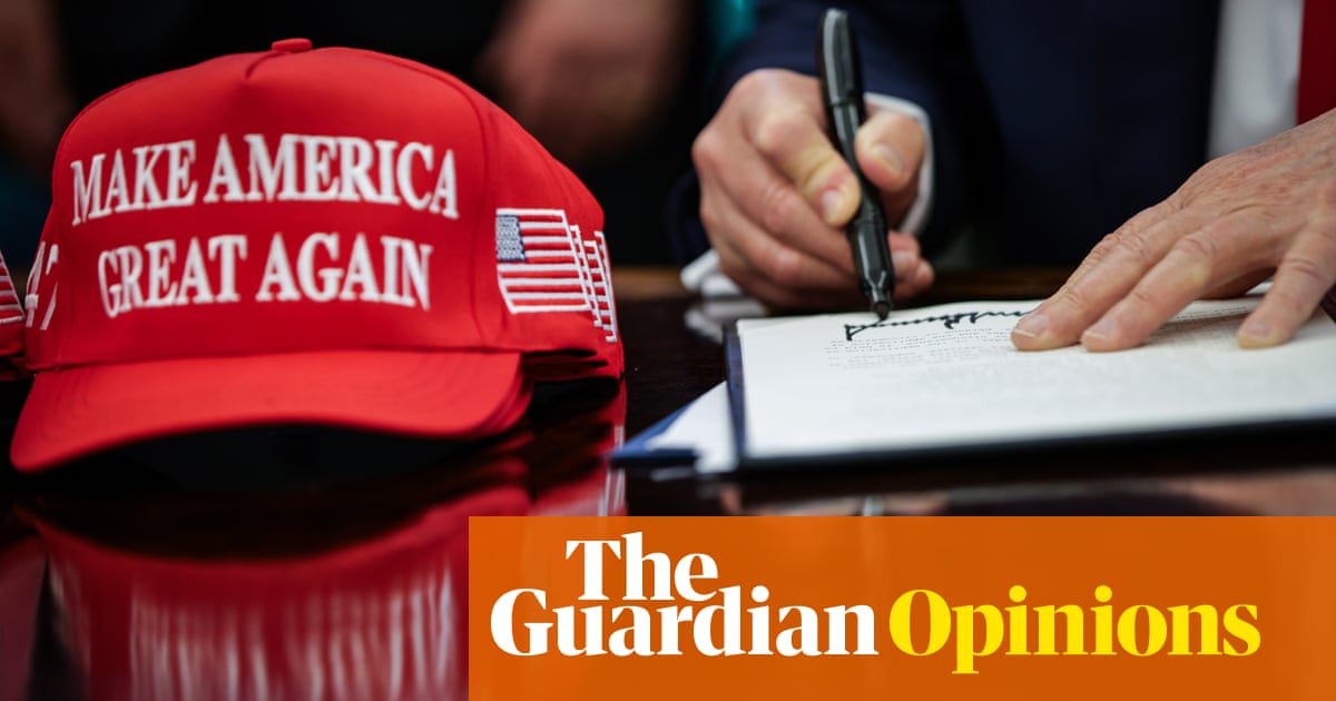 The uniting theme of Trump's presidency? Ineptitude | Robert Reich