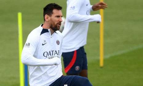Lionel Messi returned to training with PSG this week after serving a two-week suspension imposed by the French champions.