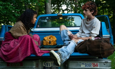 Taylor Russell (left) as Maren and Timothée Chalamet (right) as Lee in Bones and All.