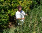 Avoid rare species and only take what you need: how to forage and save money on your food shopping