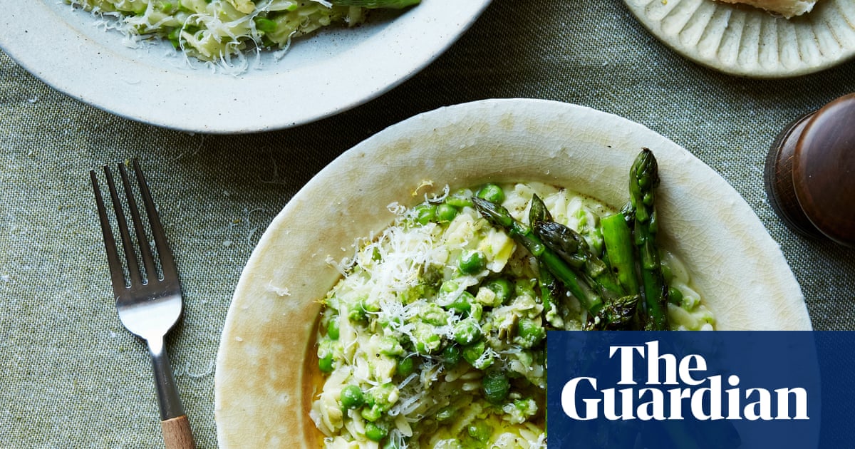 Rukmini Iyer's quick and easy recipe for asparagus, pea and lemon orzotto | Quick and easy
