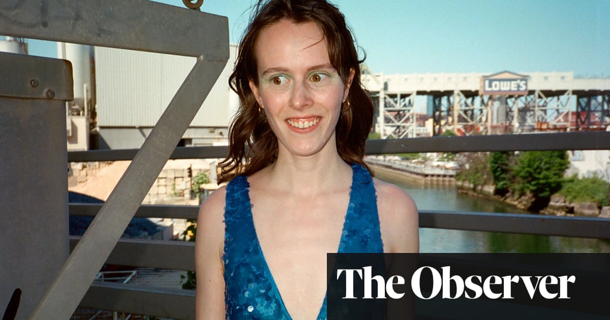 Paradise Logic by Sophie Kemp review a TikTok Stepford Wives for the Pornhub era
