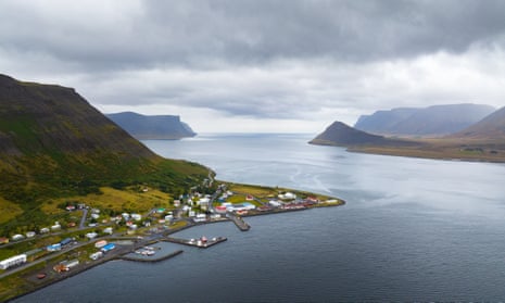 Thingeyri dans les fjords de l'ouest de l'Islande.