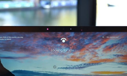 Ανασκόπηση Laptop 2 Microsoft Surface 2