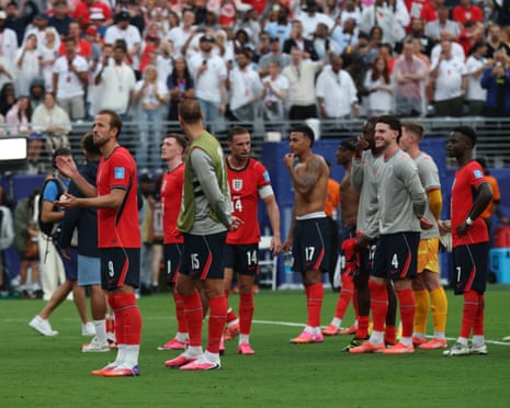 England greet fans after the match with Panama.