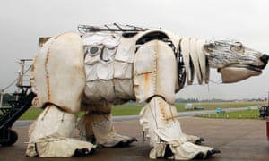Greenpeace’s mechanical polar bear
