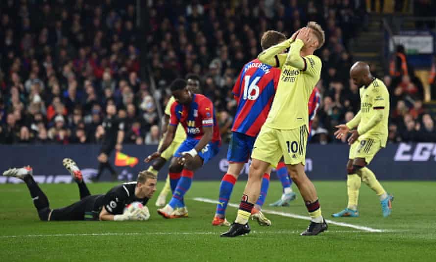 Arsenal’s Emile Smith Rowe reacts after his shot was saved by Crystal Palace’s keeper Vicente Guaita.