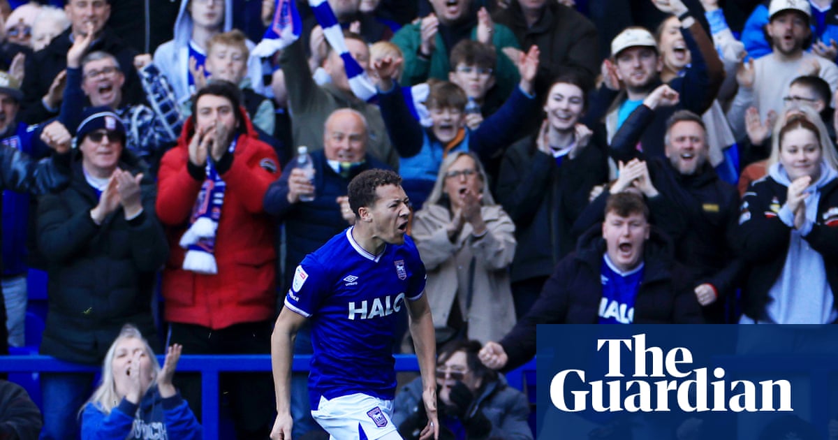Kasey McAteer seals controversial win over Birmingham to lift Ipswich up to second