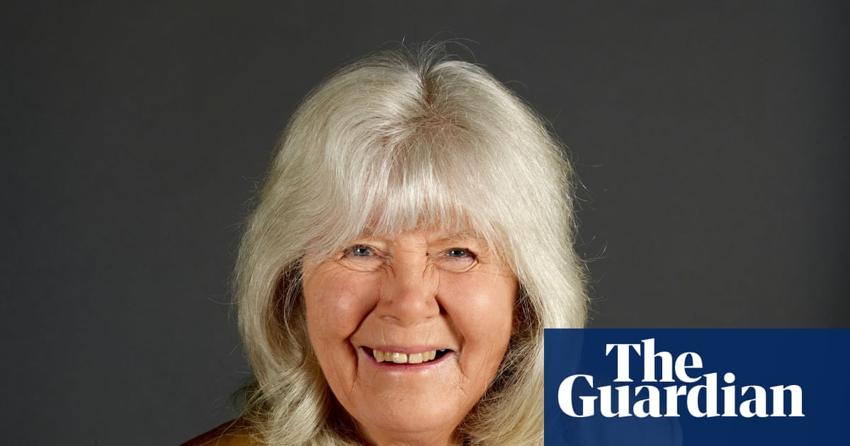 Jilly Cooper died of head injury suffered in fall at home, inquest hears