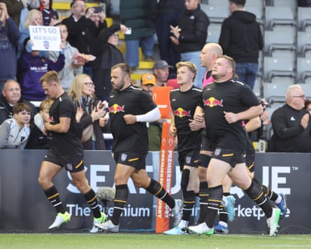 Newcastle players on the pitch