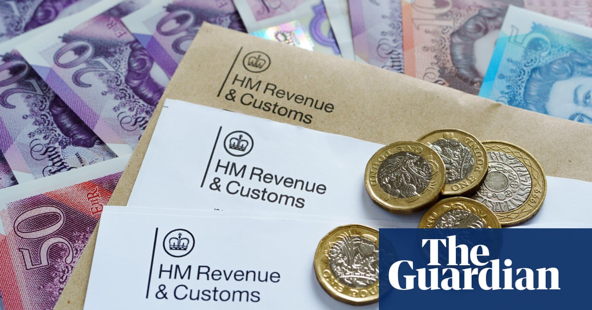HMRC struggling to cope as customer service levels hit âall-time lowâ | HMRC