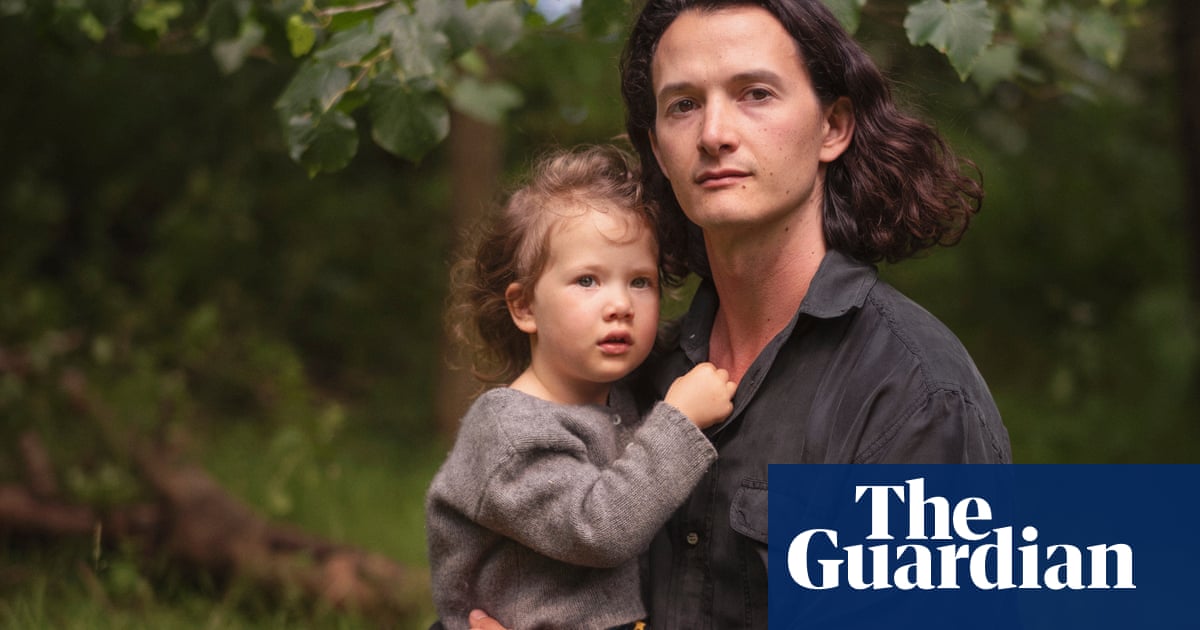 A little bird told me: how a magpie taught me I could be a father
