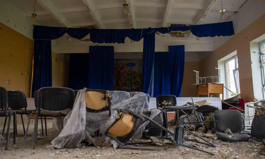 Russia-Ukraine war: Nato ‘doing literally nothing’ to stop Russia, says Kyiv – live | Ukraine 5 A view of school destroyed after the Russian attacks in the village of Vilhivka, Kharkiv region, Ukraine on 25 May 2022.