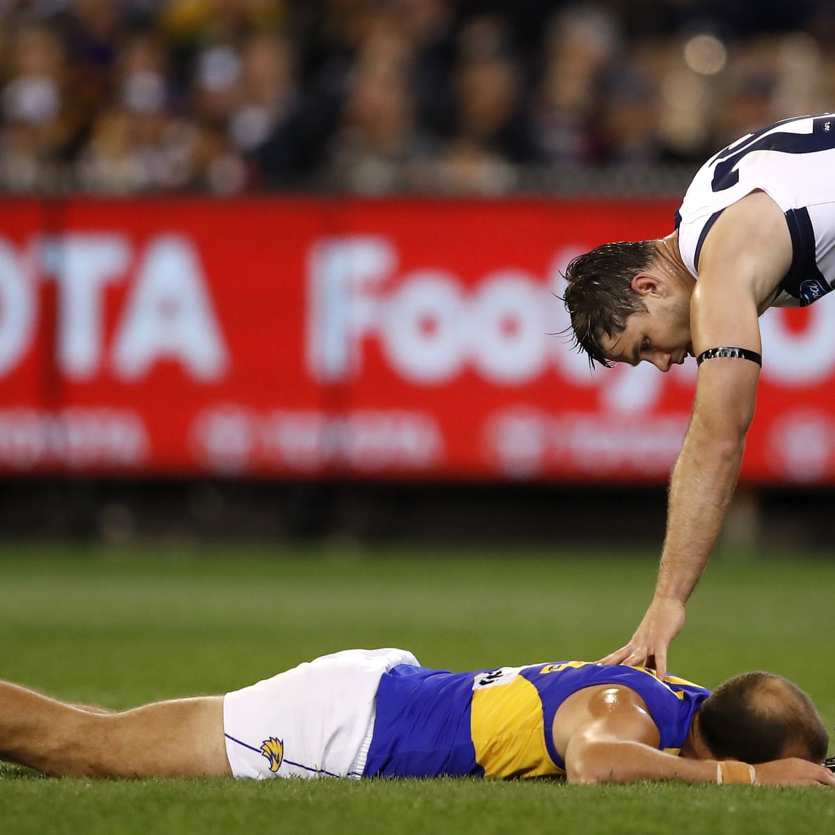 Geelong Star Tom Hawkins Set To Miss Afl Preliminary Final Afl The Guardian
