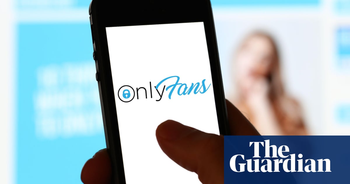 Websites hosting porn in UK told to enforce age checks or face fines