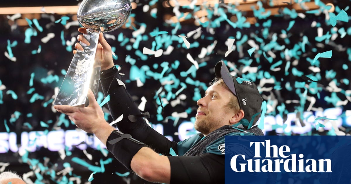 Philadelphia Eagles win their first Super Bowl title – video report