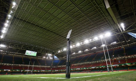 The Principality Stadium with roof closed.