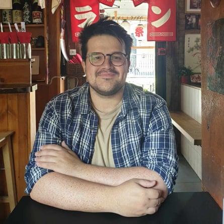 Like throwing myself at a wall’: UK graduates struggle in ‘insane’ job market 1 30-year-old Joshua Morgan, from Scotland, said finding a graduate job was “so much harder now” than it was after he first graduated with a BSc in physics in 2015, before working in teaching and risk management.
