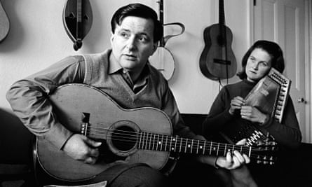Tom Paley and Peggy Seeger in the mid-1960s.