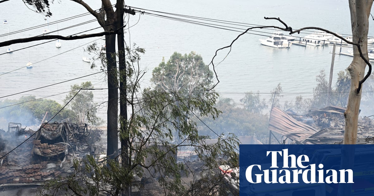 Disaster declared as NSW firefighters continue to battle 20 uncontained bushfires