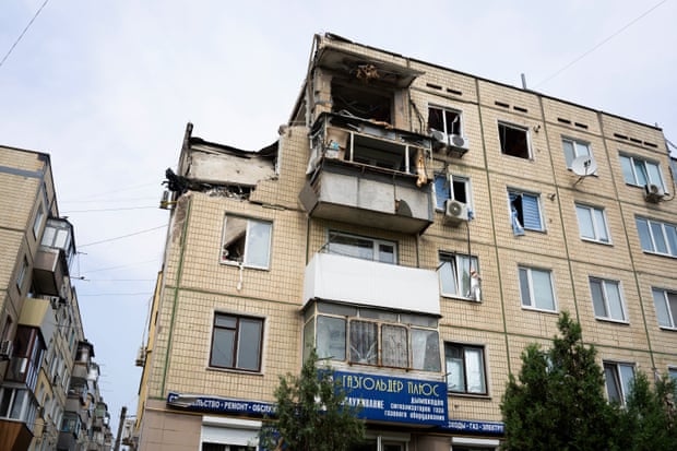 Un bâtiment bombardé à Nikopol.