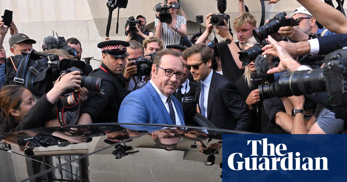 Kevin Spacey trial begins in New York, five years after sexual abuse accusations 