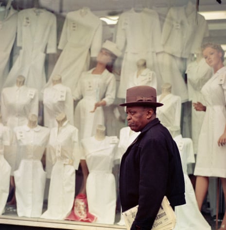 Window Nurses, NYC, 1966, by Mario Carnicelli. 