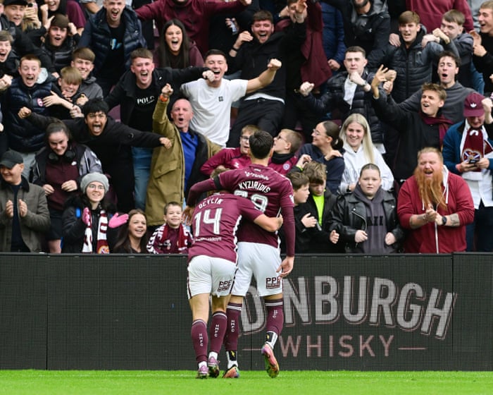 Scottish roundup: Hearts go top as Celtic stumble against Hibs after protest