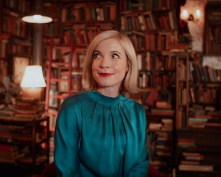 Lucy Worsley.