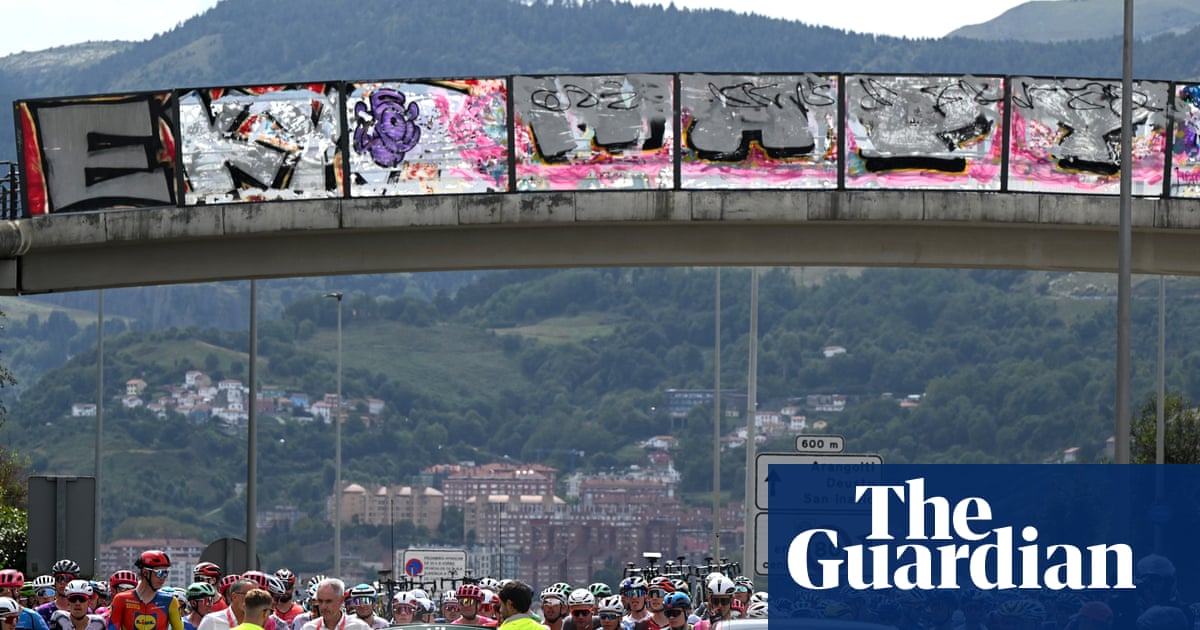 ‘We just want to race’: Riders demand tighter security after protesters halt Vuelta