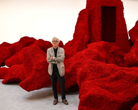 A rollercoaster ride … Anish Kapoor next to Ha Makom.