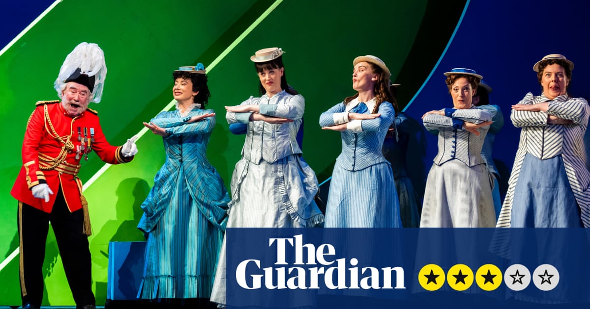 The Pirates of Penzance review - not modern nor general but major fun in revival of Mike Leigh's trad staging