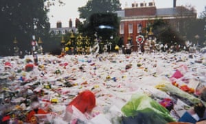 Beverley Siddle’s photo of flowers outside Kensington Palace in August, 1997