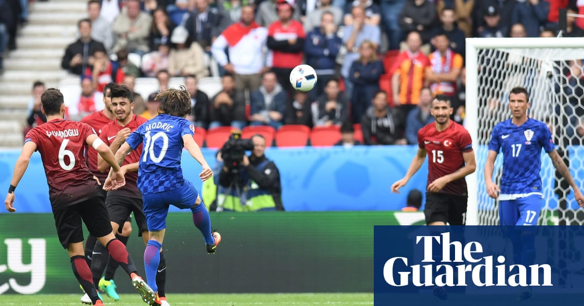 Luka Modric Stunner For Croatia Sinks Turkey In Euro 16 Group D Tie Euro 16 The Guardian Luka Modric Stunner For Croatia Sinks Turkey In Euro 16 Group D Tie Euro 16 The Guardian