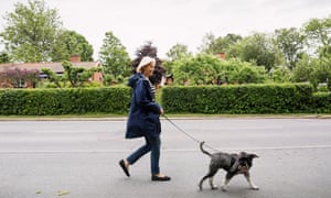 Quatre jambes… avoir un chien a des effets bénéfiques sur la santé.