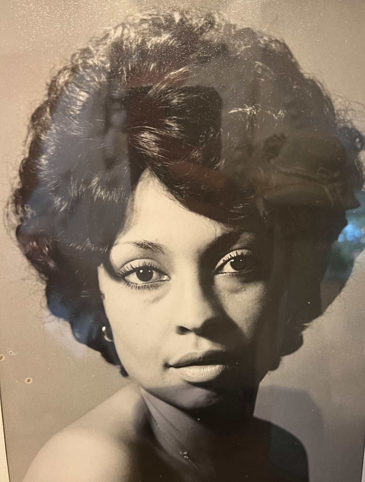 A portrait of Joyce Thomas from when she was in her 20s.