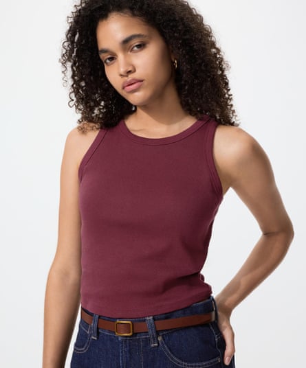 Uniqlo Ribbed Cropped Bra Top product photo