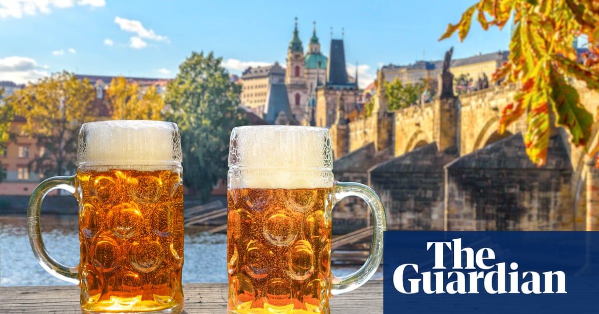 Prague Bans Nighttime Pub Crawls Amid Tourist Concerns