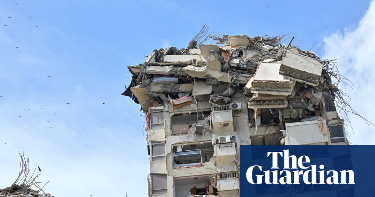 Straight Tragedy in Venezuela: Twin Quakes Beat Up the Coast, Leaving Thousands Feared Dead in the Rubble